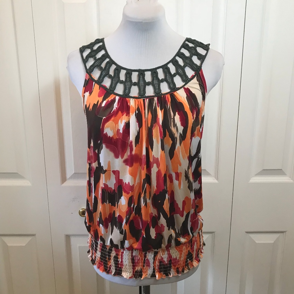 Grass Collections Crochet Neck Abstract Top sz S